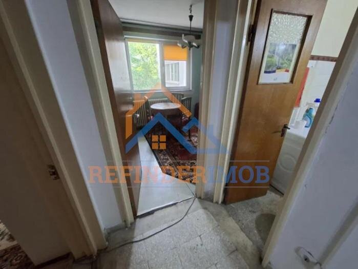 Drumul Taberei  Apartament 3 camere /  Etaj 1 / 60 mp